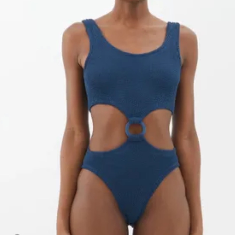 NWT Hunza G Chloe crinkle side cutout swimsuit